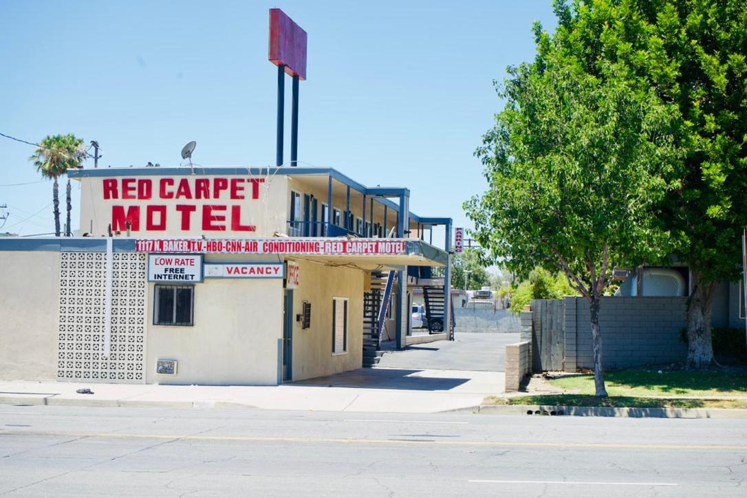 Red Carpet Motel By ออนตาริโอ ภายนอก รูปภาพ